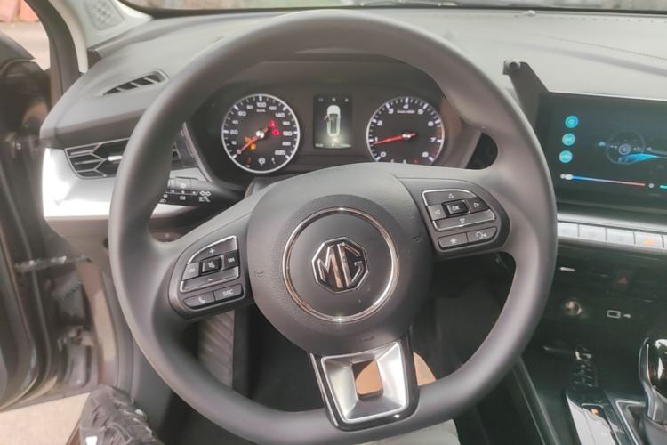 Used MG 5 2022 180 DVVT CVT Youth Luxury Edition Steering Wheel
