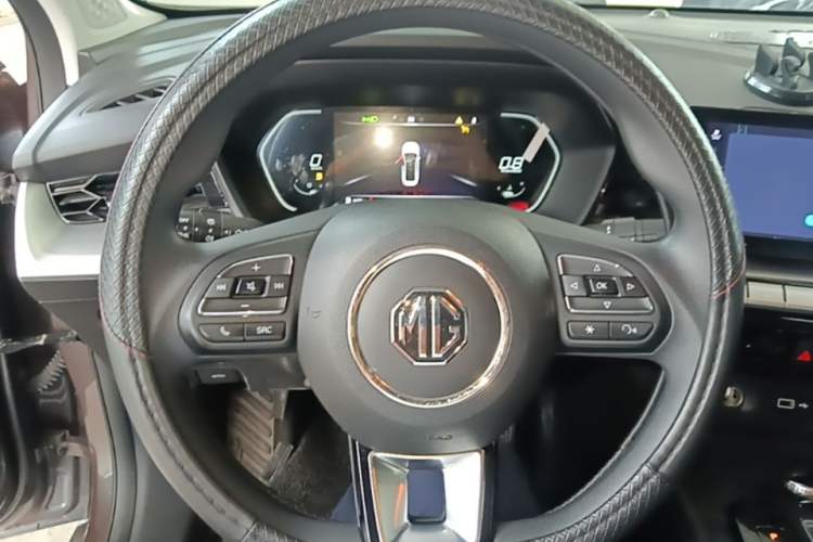 Used MG 5 2022 180 DVVT CVT Youth Luxury Edition Steering Wheel