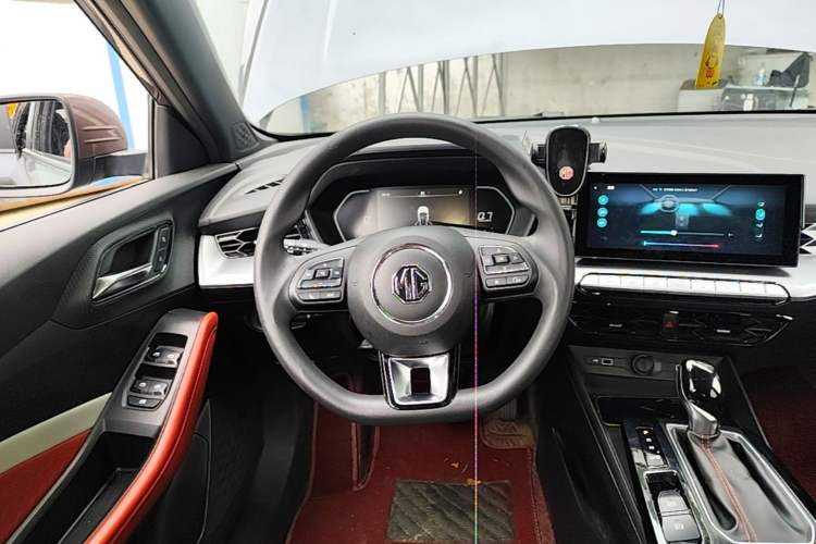 Used MG 5 2022 180 DVVT CVT Youth Luxury Edition Steering Wheel