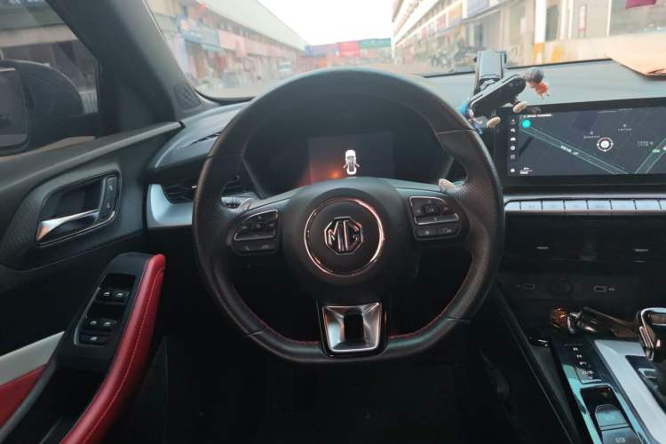 Used MG 5 2022 300TGI DCT Chao Yue Luxury Edition Steering Wheel
