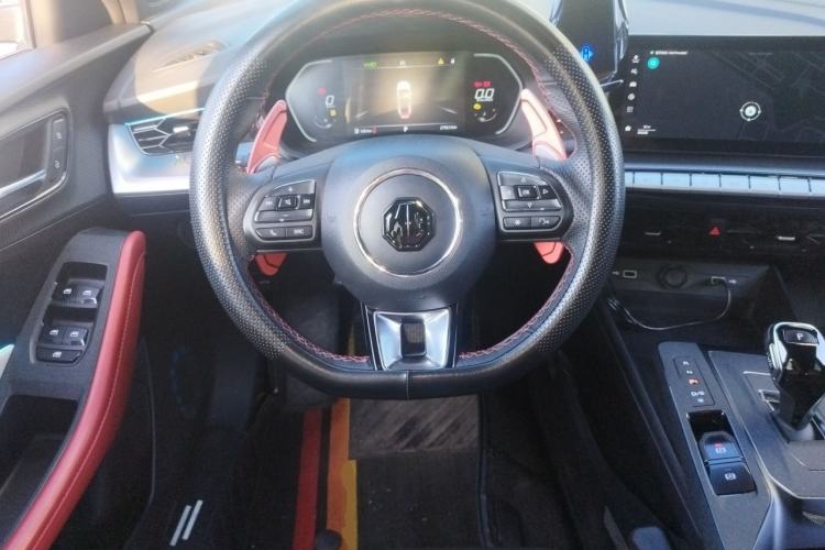 Used MG 5 2022 300TGI DCT Chao Yue Luxury Edition Steering Wheel