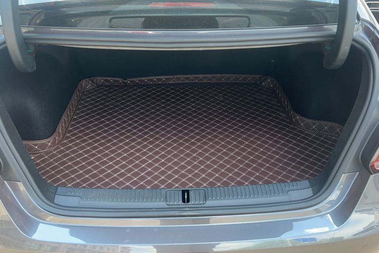 Used MG 5 2022 180 DVVT CVT Youth Luxury Edition Trunk