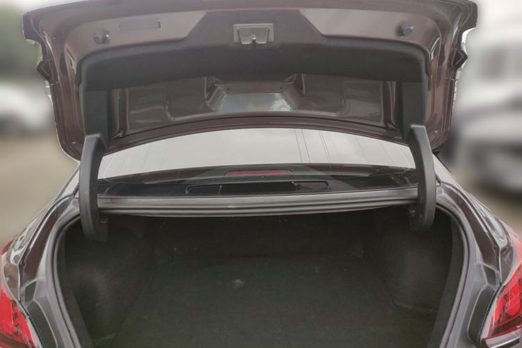 Used MG 5 2022 300TGI DCT Chao Yue Flagship Edition Trunk