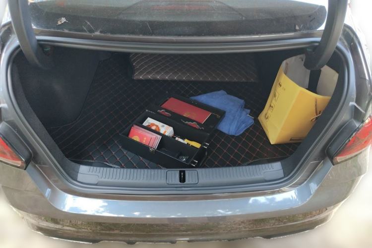 Used MG 5 2022 180 DVVT CVT Youth Luxury Edition Trunk