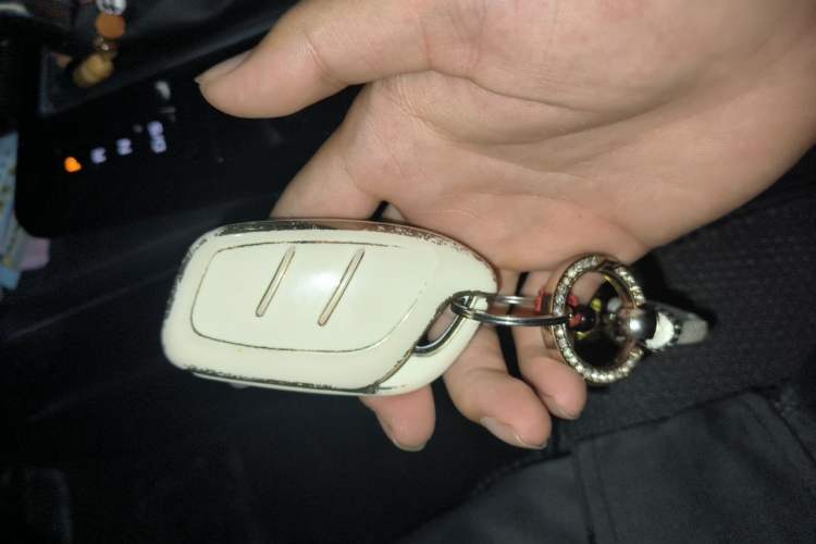 Used MG 5 2022 180 DVVT CVT Youth Luxury Edition Vehicle Key