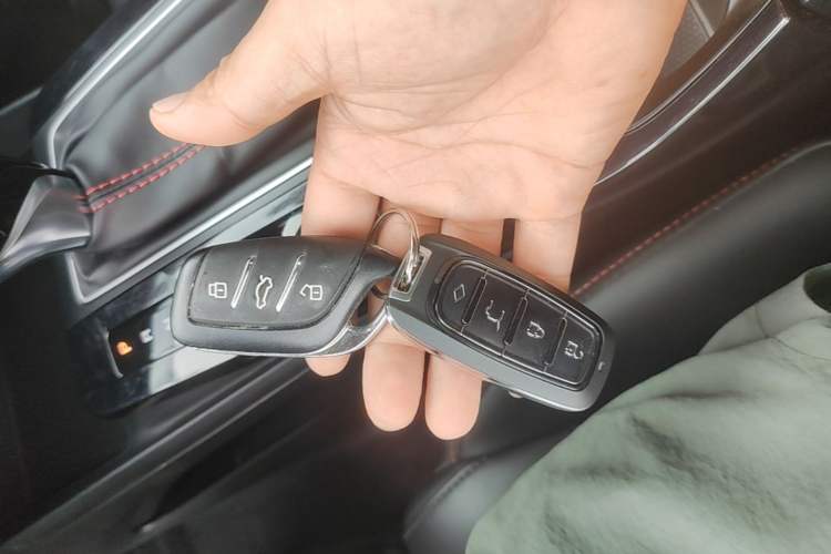 Used MG 5 2022 180 DVVT CVT Youth Luxury Edition Vehicle Key