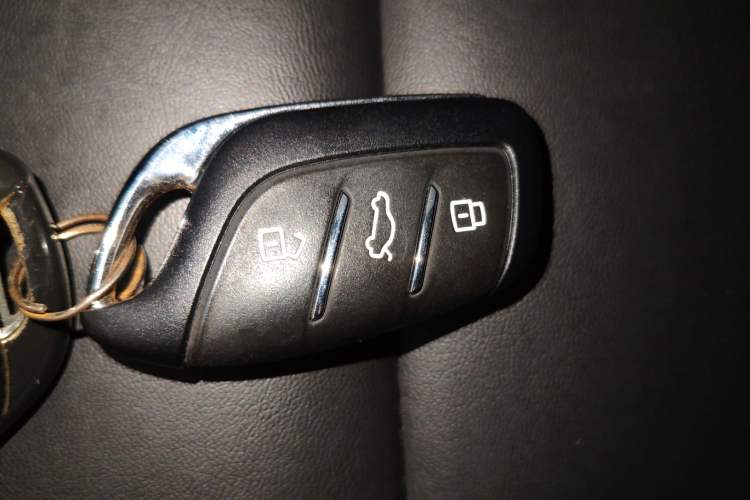 Used MG 5 2022 180 DVVT CVT Youth Luxury Edition Vehicle Key