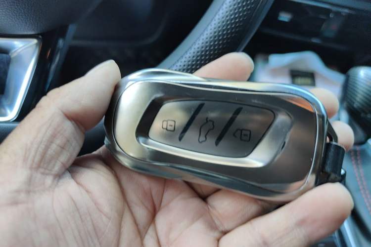 Used MG 5 2022 180 DVVT CVT Youth Luxury Edition Vehicle Key