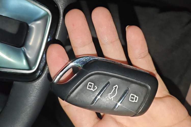 Used MG 5 2022 180 DVVT CVT Youth Style Edition Vehicle Key