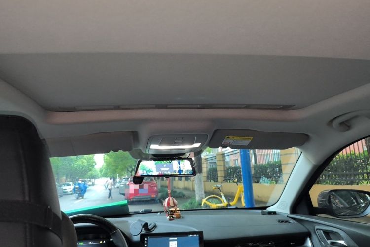 Used MG 5 2022 180 DVVT CVT Youth Luxury Edition Headliner
