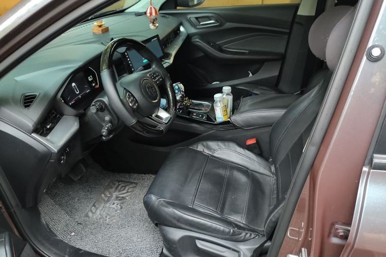 Used MG 5 2022 180 DVVT CVT Youth Luxury Edition Left Front Seat