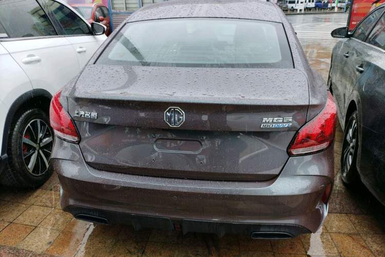 Used MG 5 2022 180 DVVT CVT Youth Style Edition Exterior 4