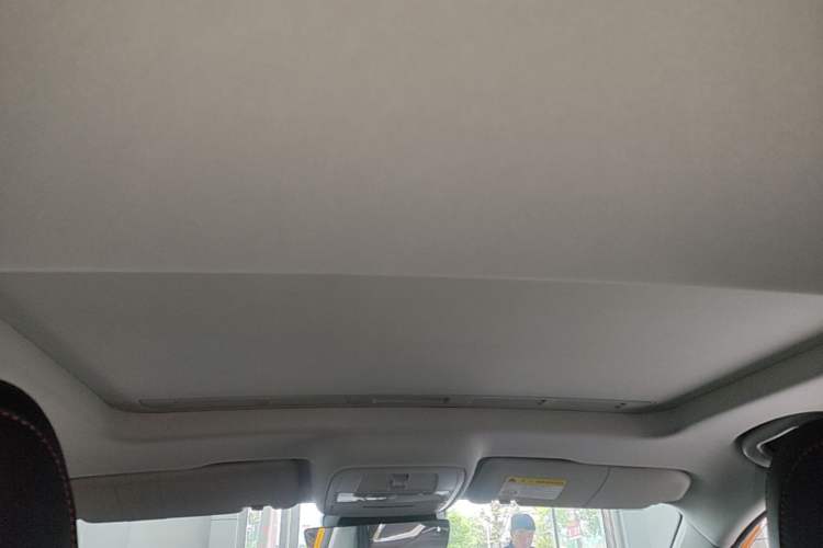 Used MG 5 2022 180 DVVT CVT Youth Flagship Edition Headliner