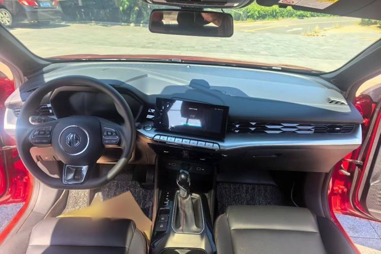 Used MG 5 2022 180 DVVT CVT Youth Luxury Edition Interior 1