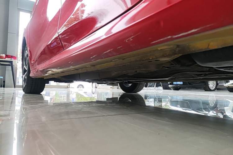 Used MG 5 2022 180 DVVT CVT Youth Flagship Edition Left Side Sill