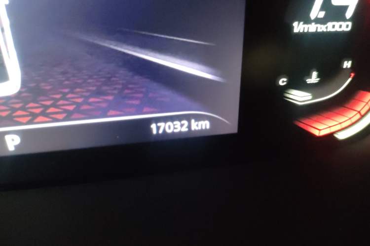 Used MG 5 2022 180 DVVT CVT Youth Luxury Edition Odometer Close Up