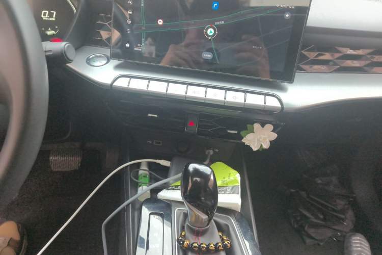 Used MG 5 2022 180 DVVT CVT Youth Luxury Edition Audio And AC Panel