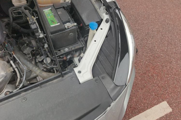 Used MG 5 2022 180 DVVT CVT Youth Luxury Edition Engine Bay Left