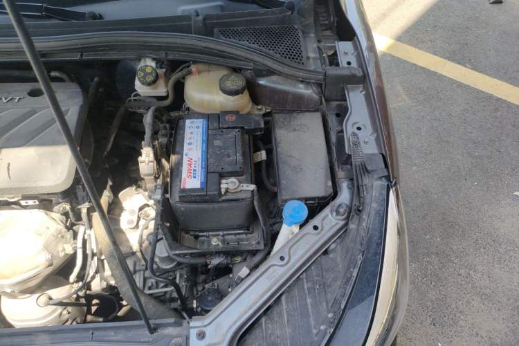Used MG 5 2022 180 DVVT CVT Youth Luxury Edition Engine Bay Left