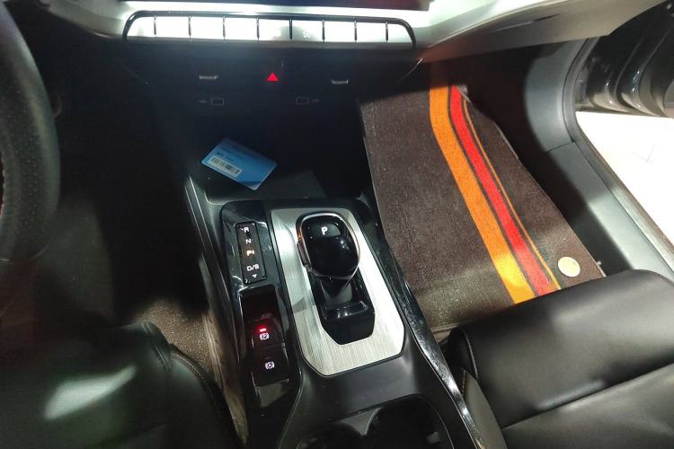 Used MG 5 2022 300TGI DCT Chao Yue Luxury Edition Gear Lever