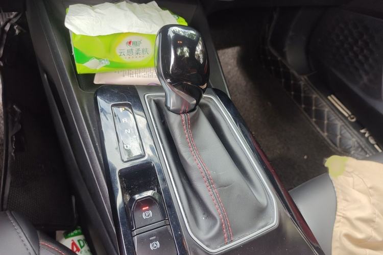 Used MG 5 2022 180 DVVT CVT Youth Luxury Edition Gear Lever