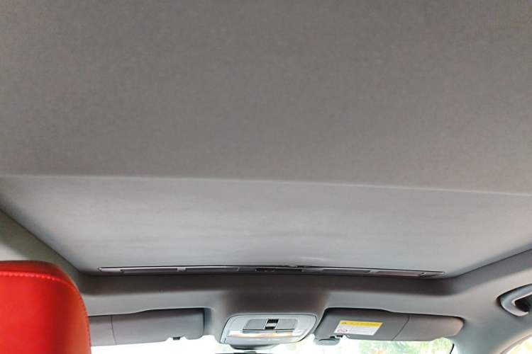 Used MG 5 2022 180 DVVT CVT Youth Luxury Edition Headliner