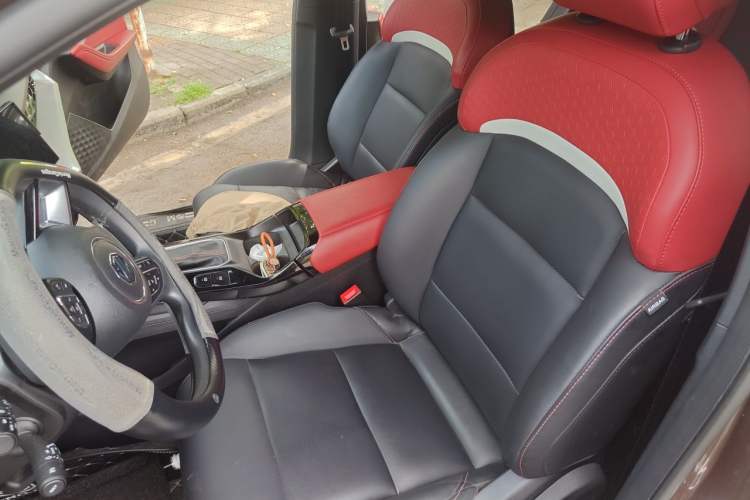 Used MG 5 2022 180 DVVT CVT Youth Luxury Edition Left Front Seat