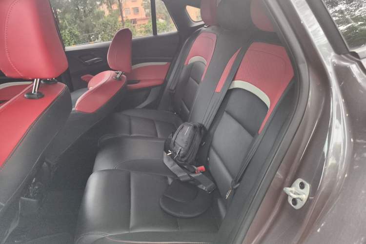 Used MG 5 2022 300TGI DCT Chao Yue Luxury Edition Left Rear Seat