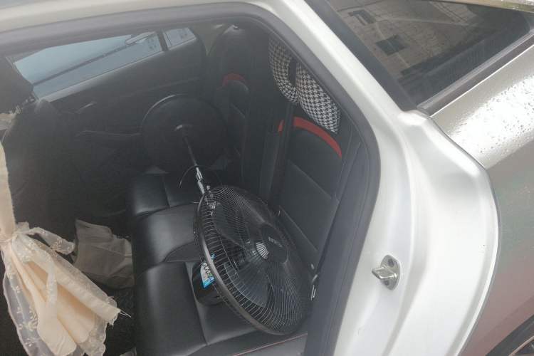 Used MG 5 2022 180 DVVT CVT Youth Luxury Edition Left Rear Seat