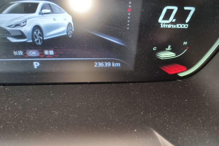 Used MG 5 2022 300TGI DCT Chao Yue Luxury Edition Odometer Close Up