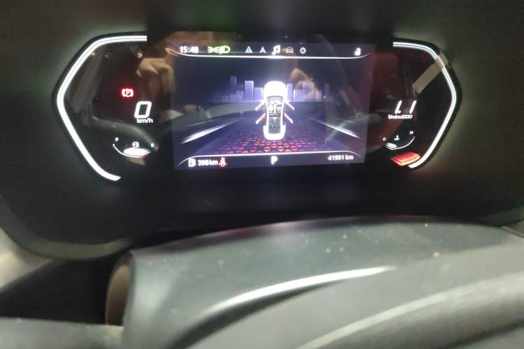 Used MG 5 2022 300TGI DCT Chao Yue Luxury Edition Odometer Close Up