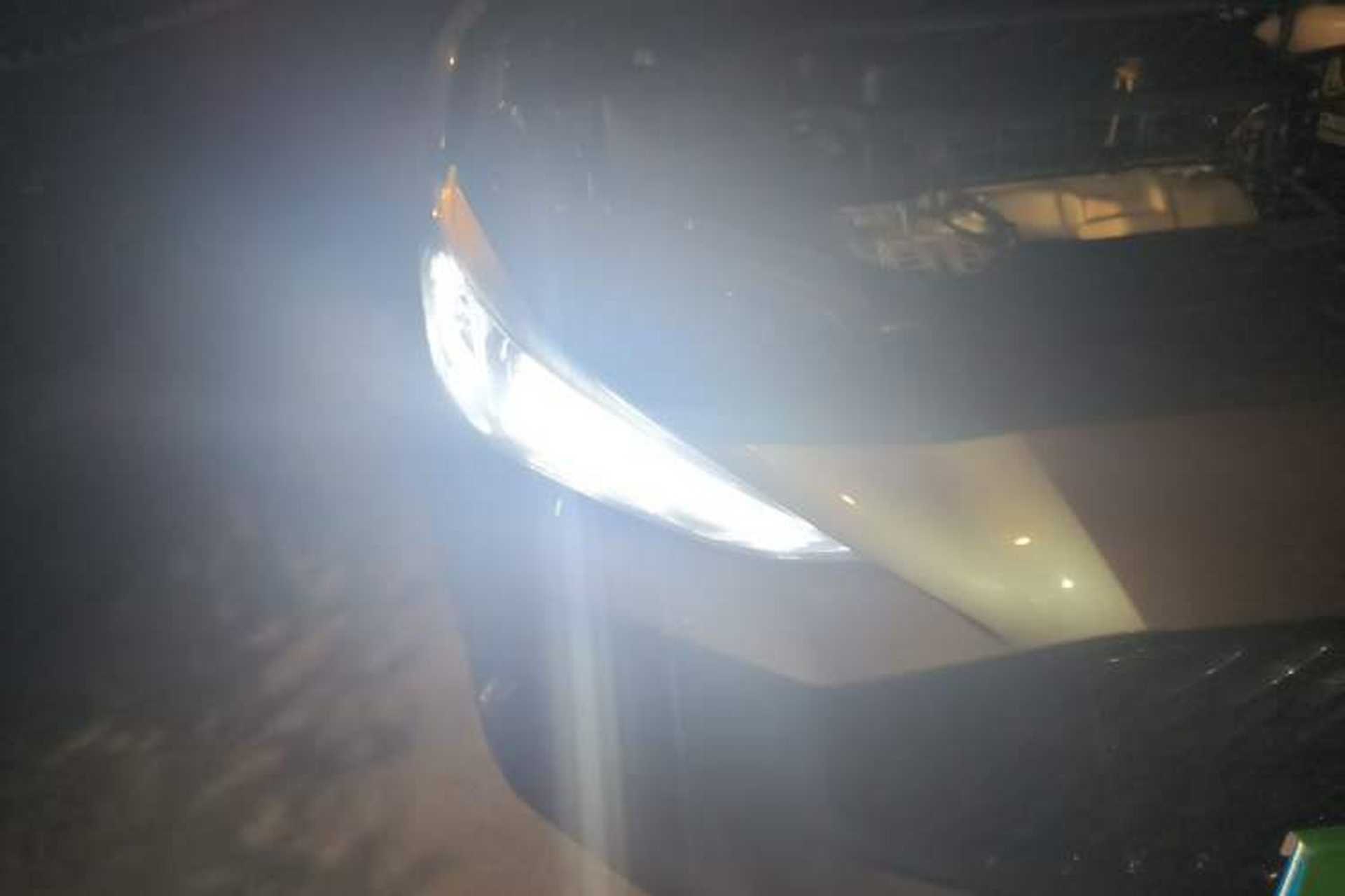Used MG 5 2022 180 DVVT CVT Youth Luxury Edition Right Front Headlight