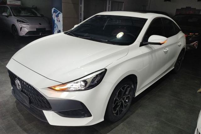 Used MG 5 2022 180 DVVT CVT Youth Luxury Edition