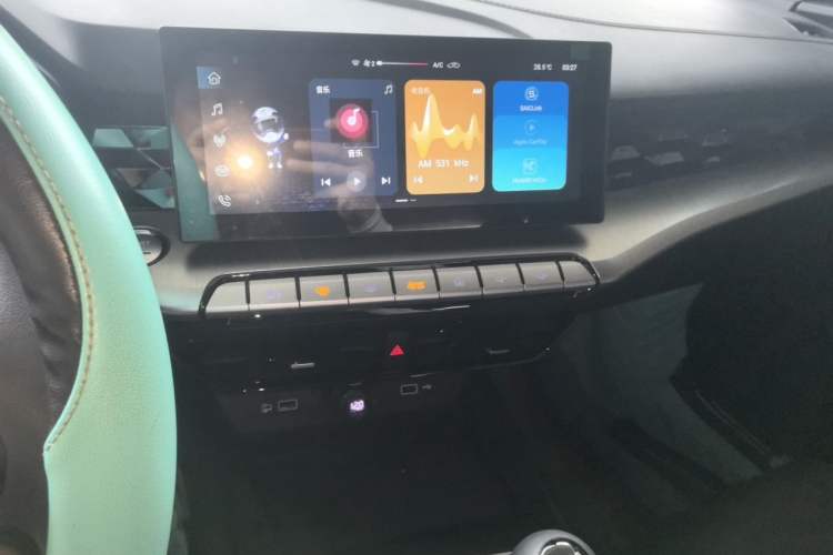Used MG 5 2022 180 DVVT Manual Youth Style Edition Audio And AC Panel