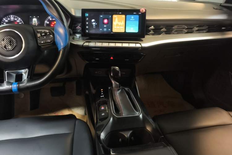 Used MG 5 2022 180 DVVT CVT Youth Style Edition Audio And AC Panel