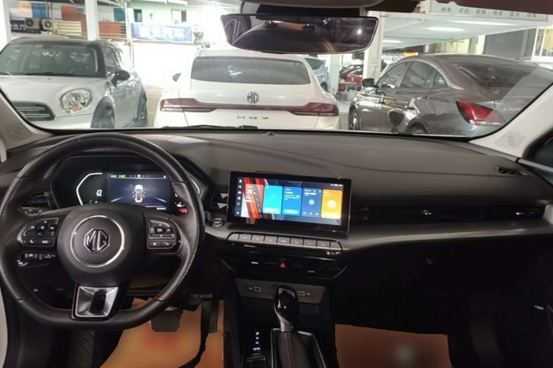 Used MG 5 2022 180 DVVT CVT Youth Flagship Edition Center Console