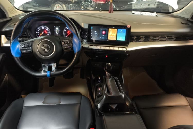 Used MG 5 2022 180 DVVT CVT Youth Style Edition Center Console