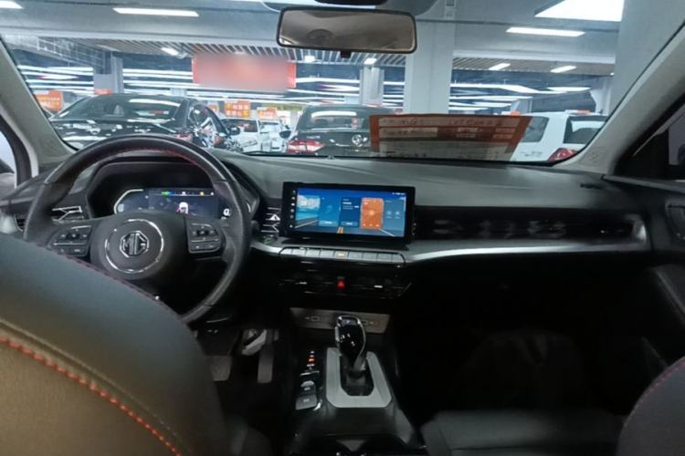 Used MG 5 2022 300TGI DCT Chao Yue Luxury Edition Center Console