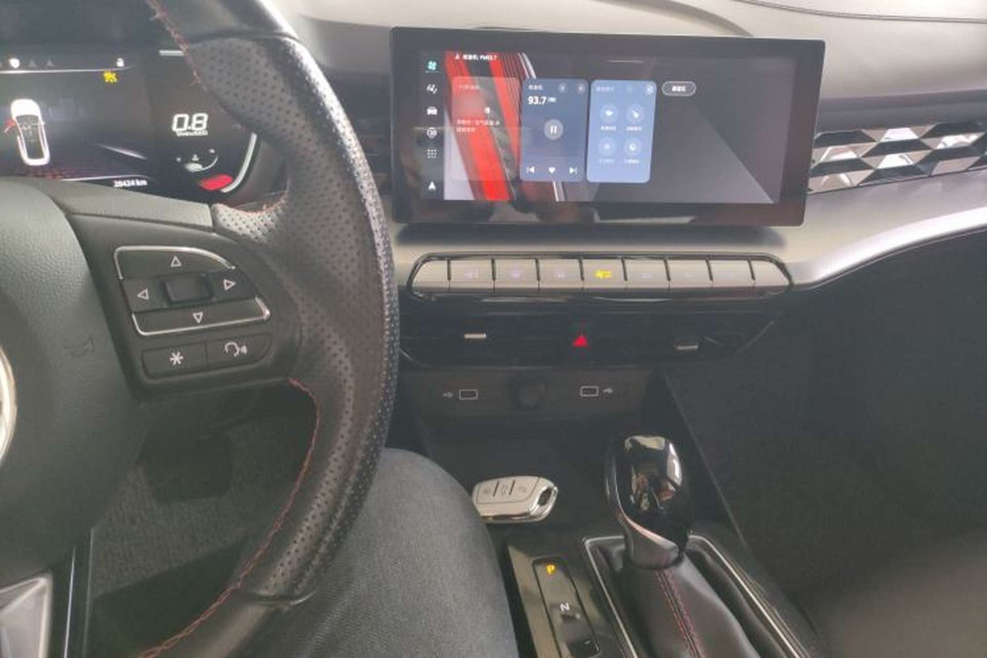 Used MG 5 2022 180 DVVT CVT Youth Flagship Edition Center Console