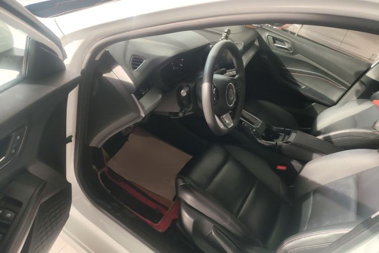 Used MG 5 2022 180 DVVT CVT Youth Style Edition Driver Seat