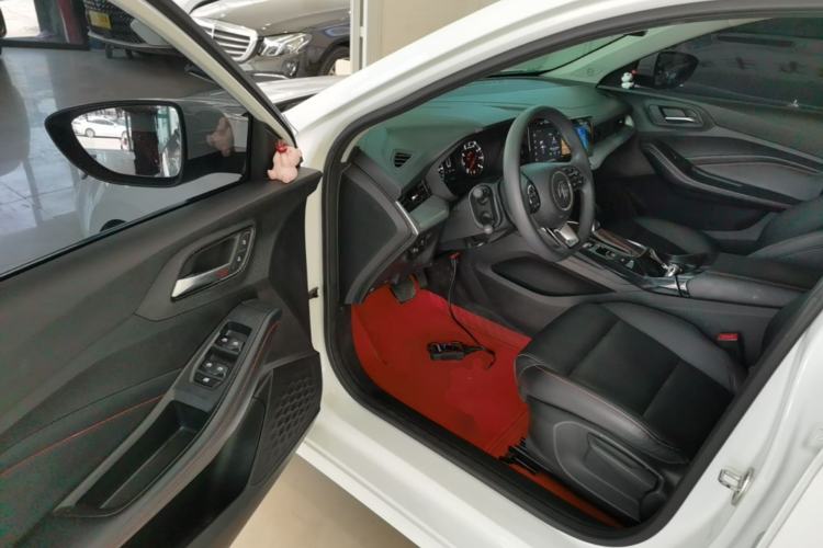 Used MG 5 2022 180 DVVT CVT Youth Style Edition Driver Seat