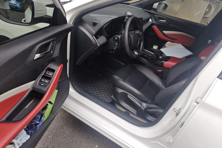 Used MG 5 2022 180 DVVT CVT Youth Luxury Edition Driver Seat