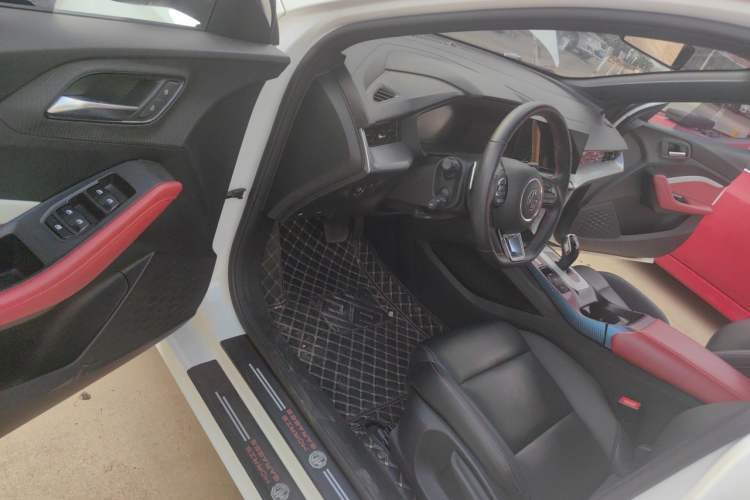 Used MG 5 2022 300TGI DCT Chao Yue Luxury Edition Driver Seat