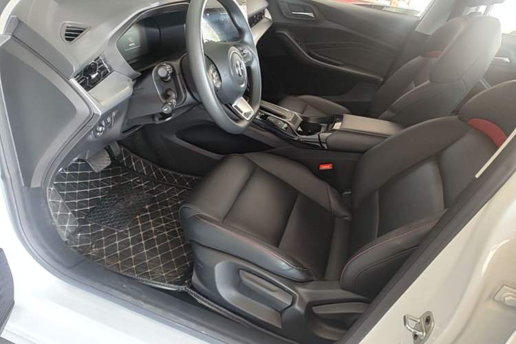 Used MG 5 2022 180 DVVT CVT Youth Luxury Edition Driver Seat
