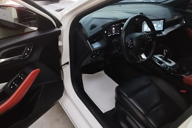 Used MG 5 2022 300TGI DCT Chao Yue Luxury Edition Driver Seat