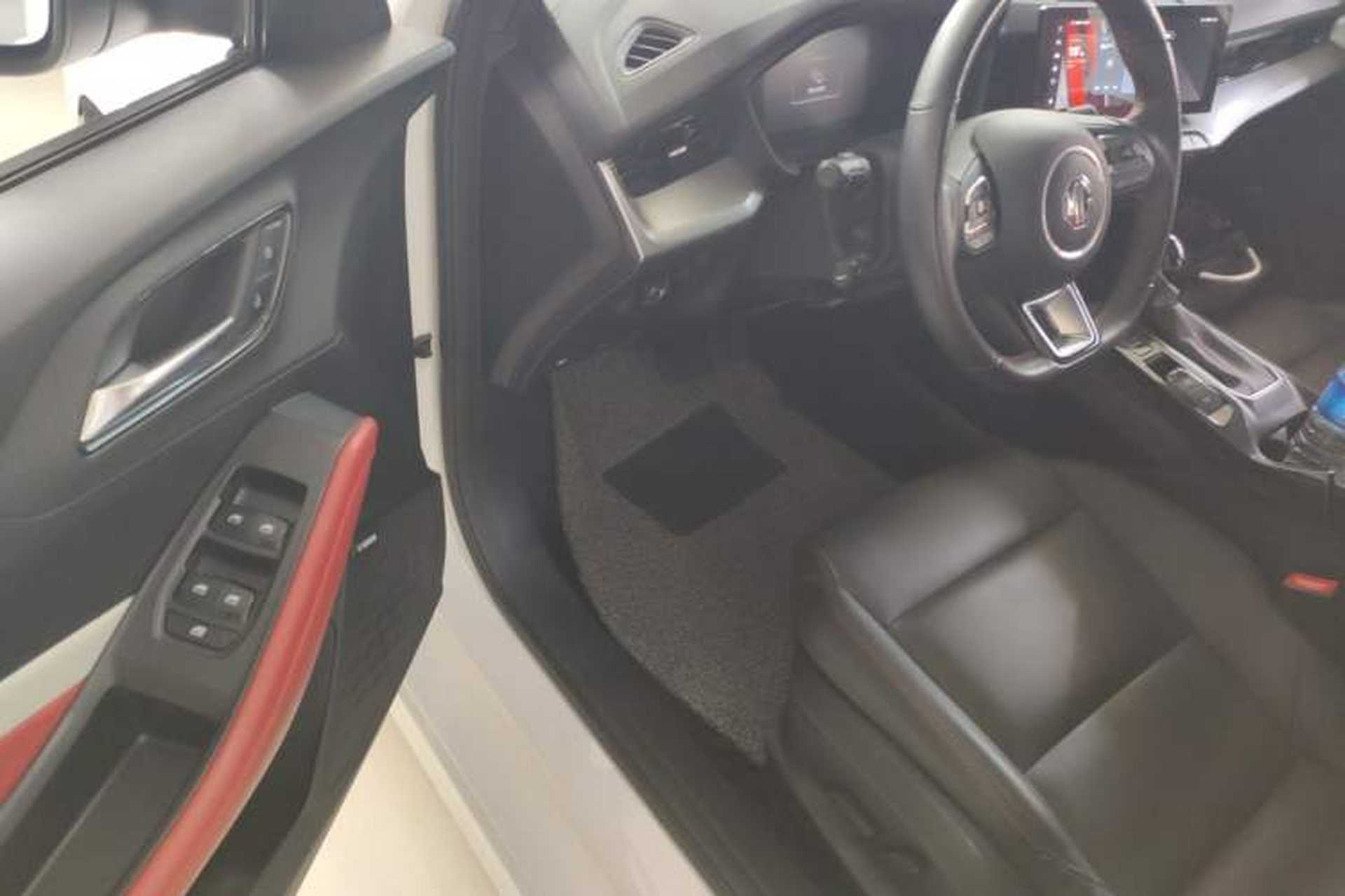Used MG 5 2022 180 DVVT CVT Youth Flagship Edition Driver Seat