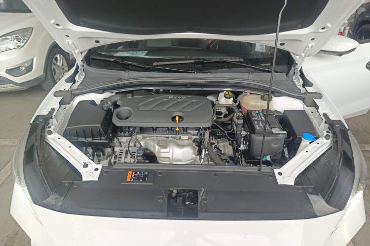 Used MG 5 2022 180 DVVT CVT Youth Luxury Edition Engine Bay