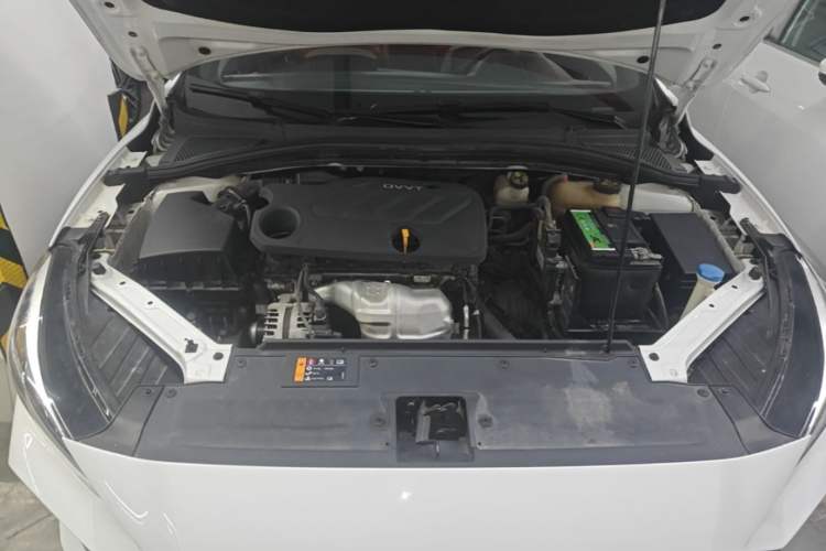 Used MG 5 2022 180 DVVT CVT Youth Luxury Edition Engine Bay