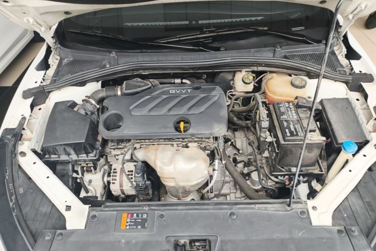 Used MG 5 2022 180 DVVT CVT Youth Flagship Edition Engine Bay