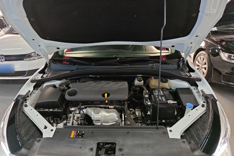 Used MG 5 2022 180 DVVT CVT Youth Flagship Edition Engine Bay